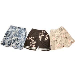 The Drip Shop - 3 pairs of shorts boys size XL